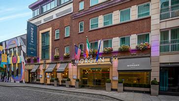 Stay in the heart of the city